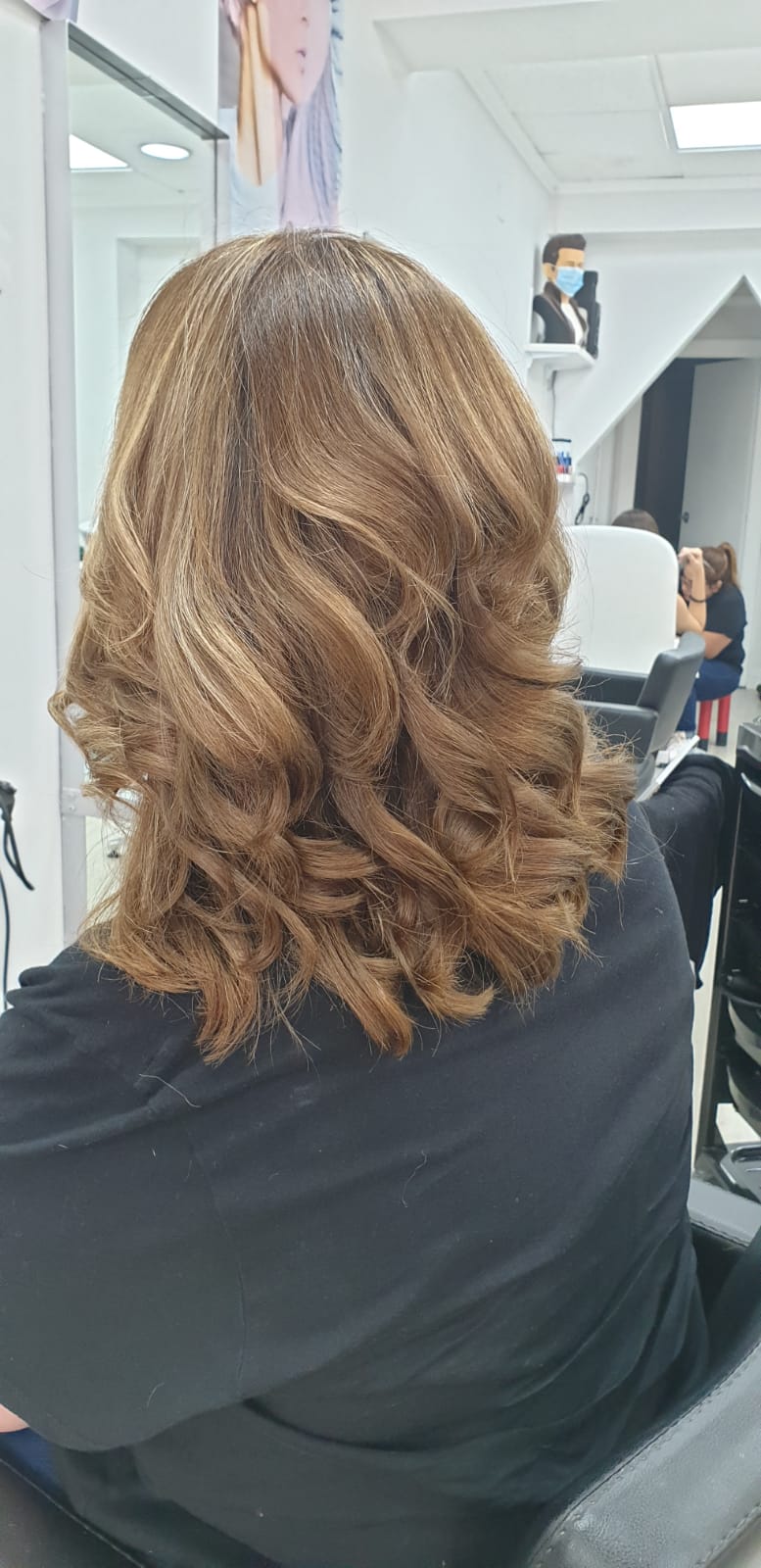 Peluquería tinte mujer Ydes09